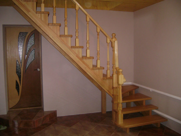 Размеры балясины для лестниц из дерева