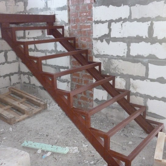 Изготовление уличной лестницы из металла своими руками