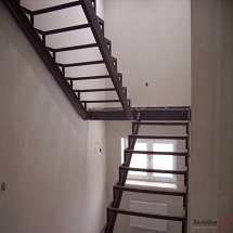 Двухмаршевая лестница