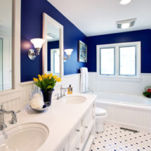 www.GetBg .net White blue bathroom 090942